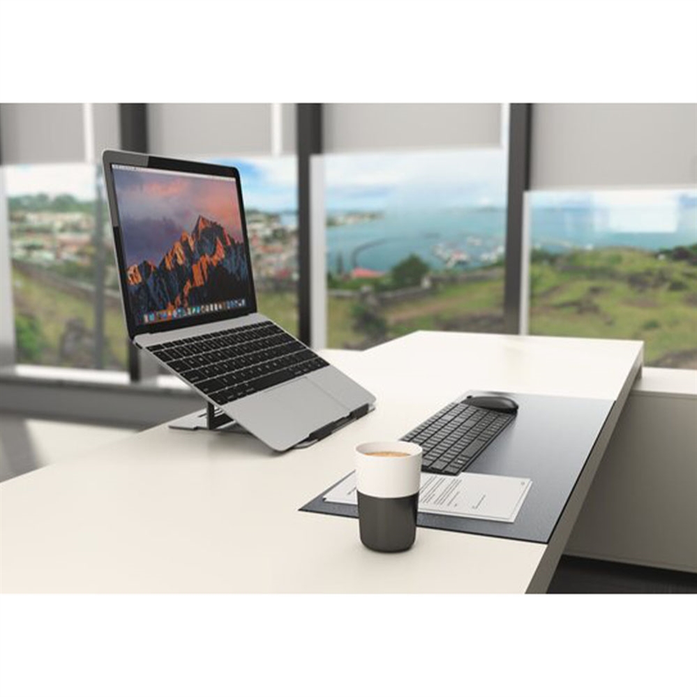 Kensington Base per laptop regolabile Easy Riser™ in alluminio